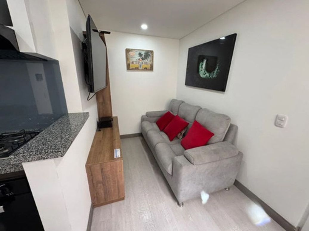Apartamento de 1 alcoba en venta en Ingles, Bogotá, 28 m² · foto 2 de 11