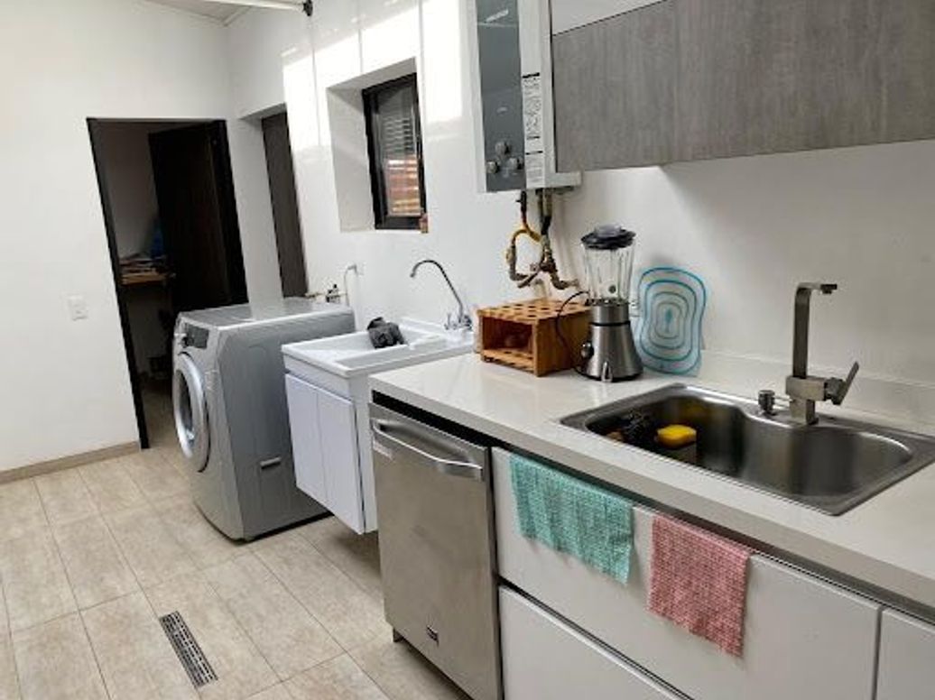 Casa de 3 alcobas en venta en Ub. Cordoba, Bogotá, 182 m² · foto 7 de 20