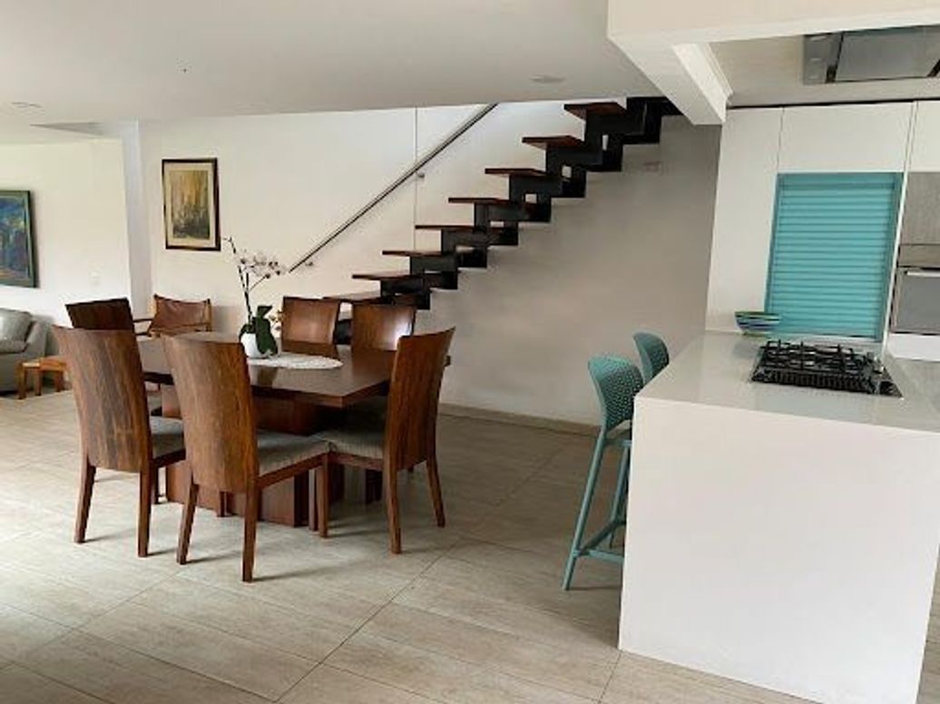 Casa de 3 alcobas en venta en Ub. Cordoba, Bogotá, 182 m² · foto 5 de 20