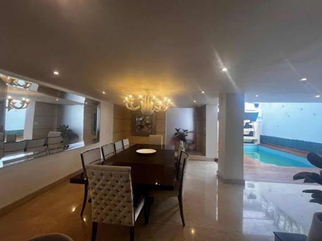 Casa en arriendo en Chico Oriental, Bogotá · foto 8 de 20