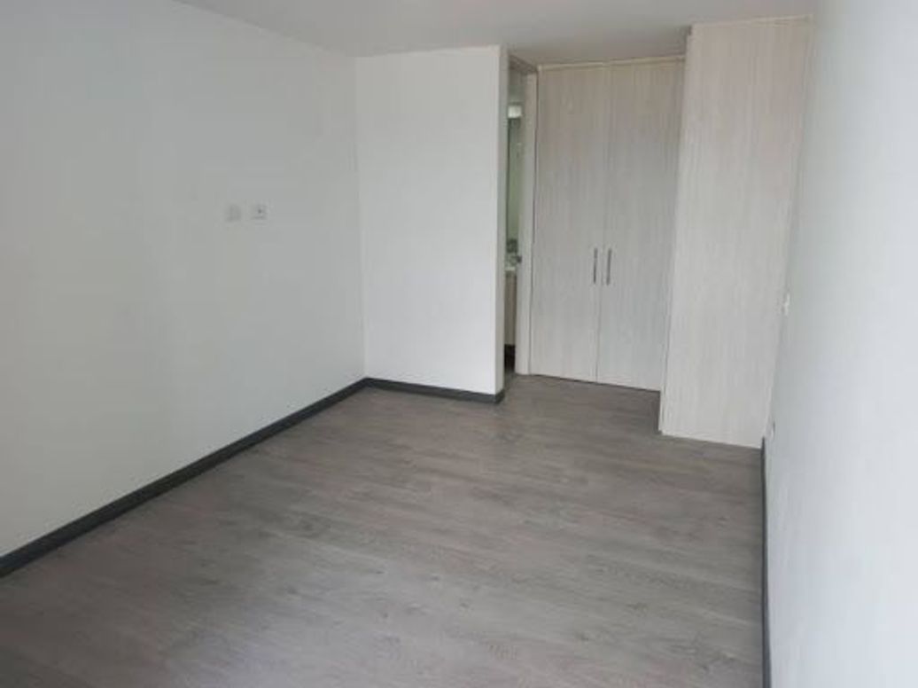 Apartamento de 3 alcobas en venta en Fontibón Centro, Bogotá, 85 m² · foto 8 de 20