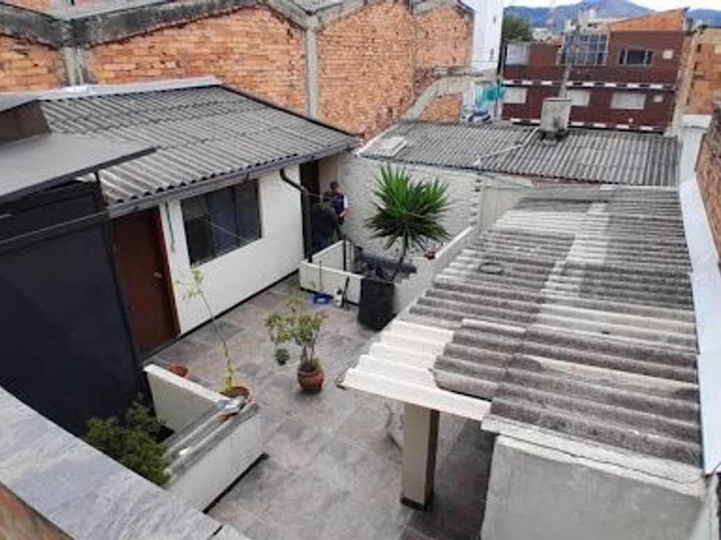 Casa de 8 alcobas en venta en Rionegro, Bogotá, 233 m² · foto 10 de 18
