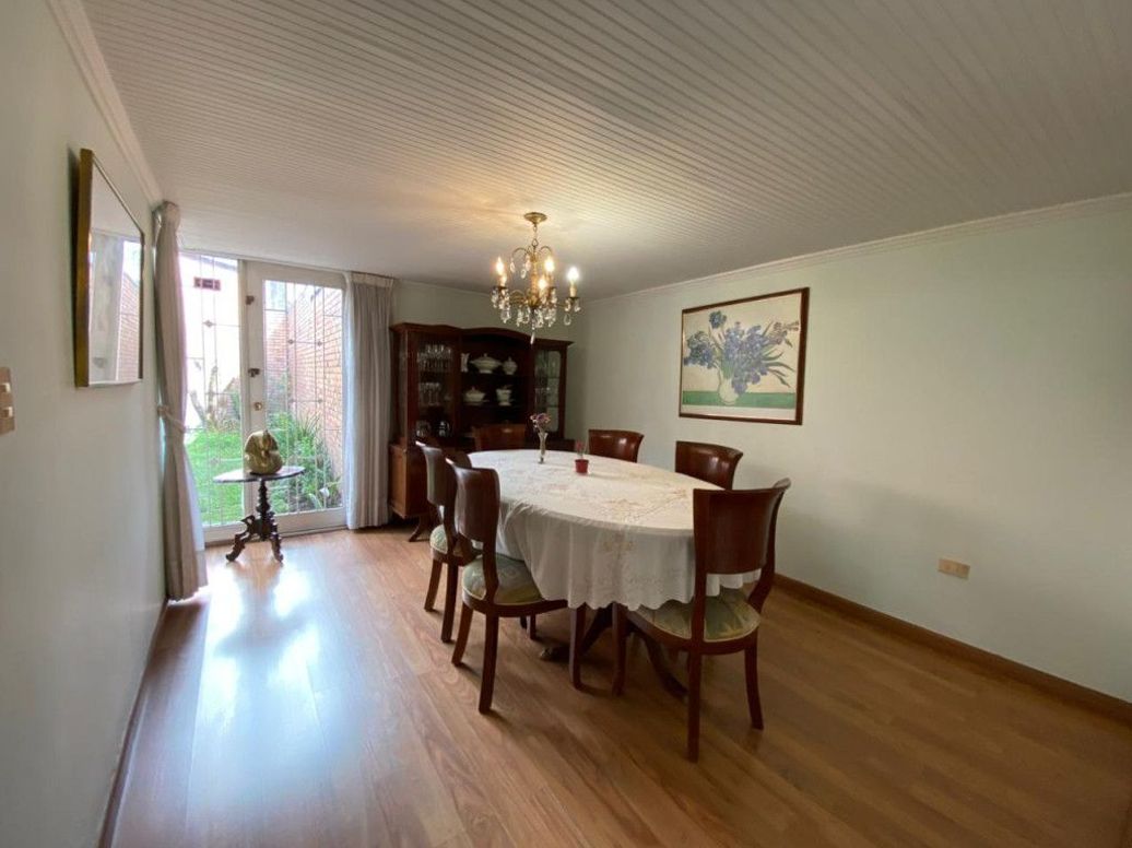 Casa de 4 alcobas en venta en Cr. El Bosque, Bogotá, 271 m² · foto 3 de 19