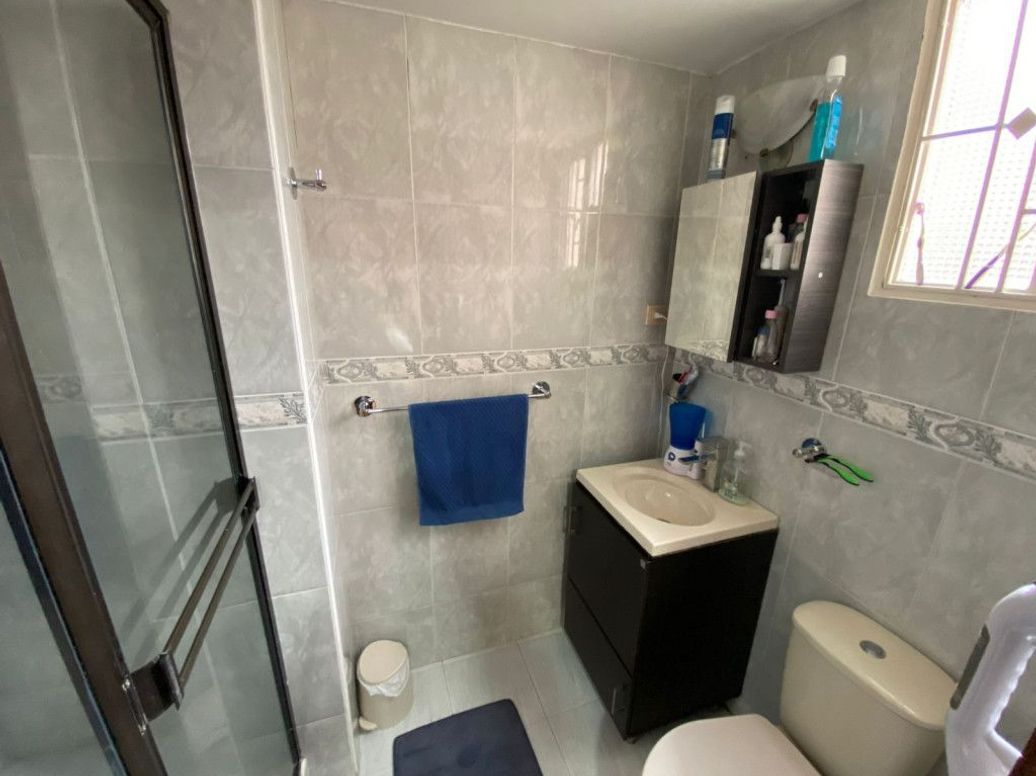 Casa de 4 alcobas en venta en Cr. El Bosque, Bogotá, 271 m² · foto 12 de 19