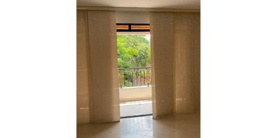 Amplio apartamento en venta en el barrio Alvarez, el inmueble se ubica en un tercer piso con una excelente iluminacion.  Escribenos y agendamos cita para conocer el inmueble