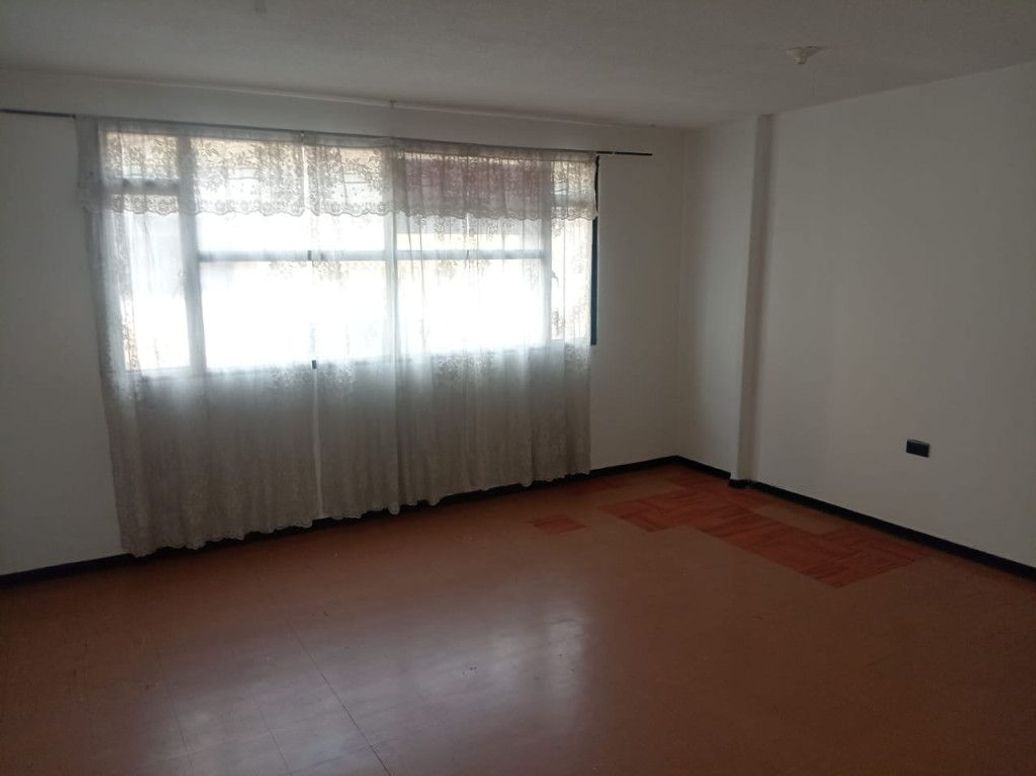 Casa de 7 alcobas en venta en Venecia, Bogotá, 300 m² · foto 10 de 20