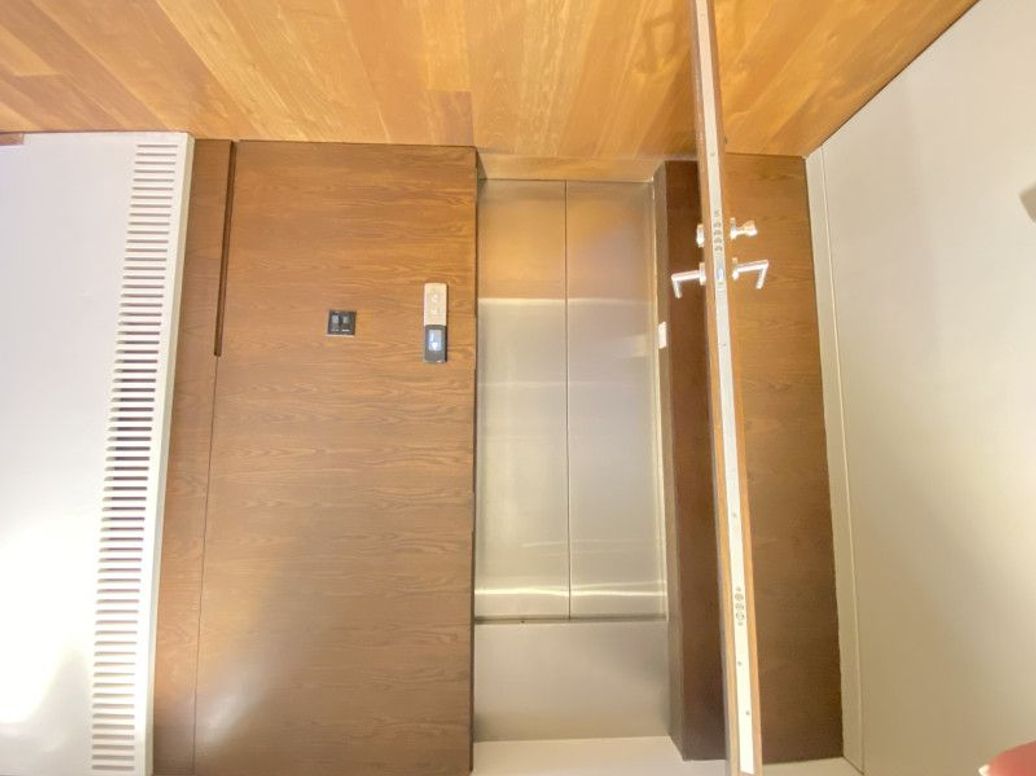 Apartamento de 2 alcobas en venta en El Nogal, Bogotá, 212 m² · foto 5 de 20