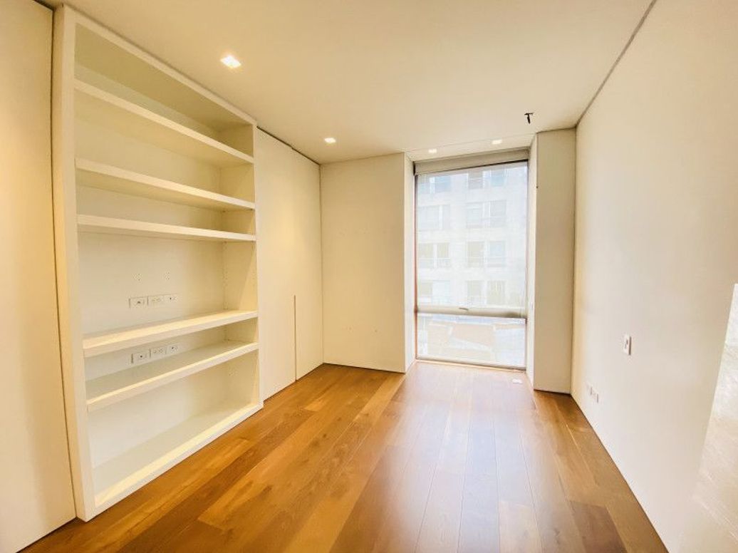 Apartamento de 2 alcobas en venta en El Nogal, Bogotá, 212 m² · foto 14 de 20