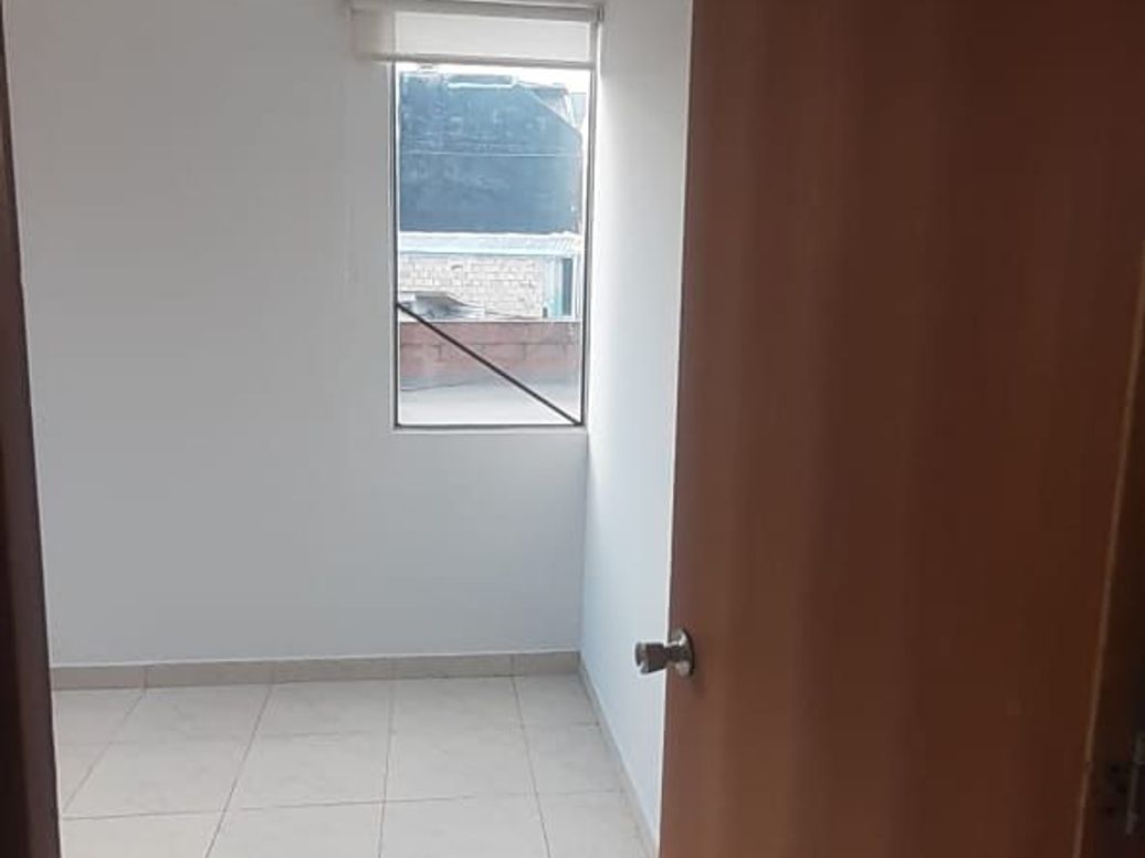 Apartamento de 3 alcobas en arriendo en Cjr San Lorenzo, Bogotá, 60 m² · foto 2 de 19