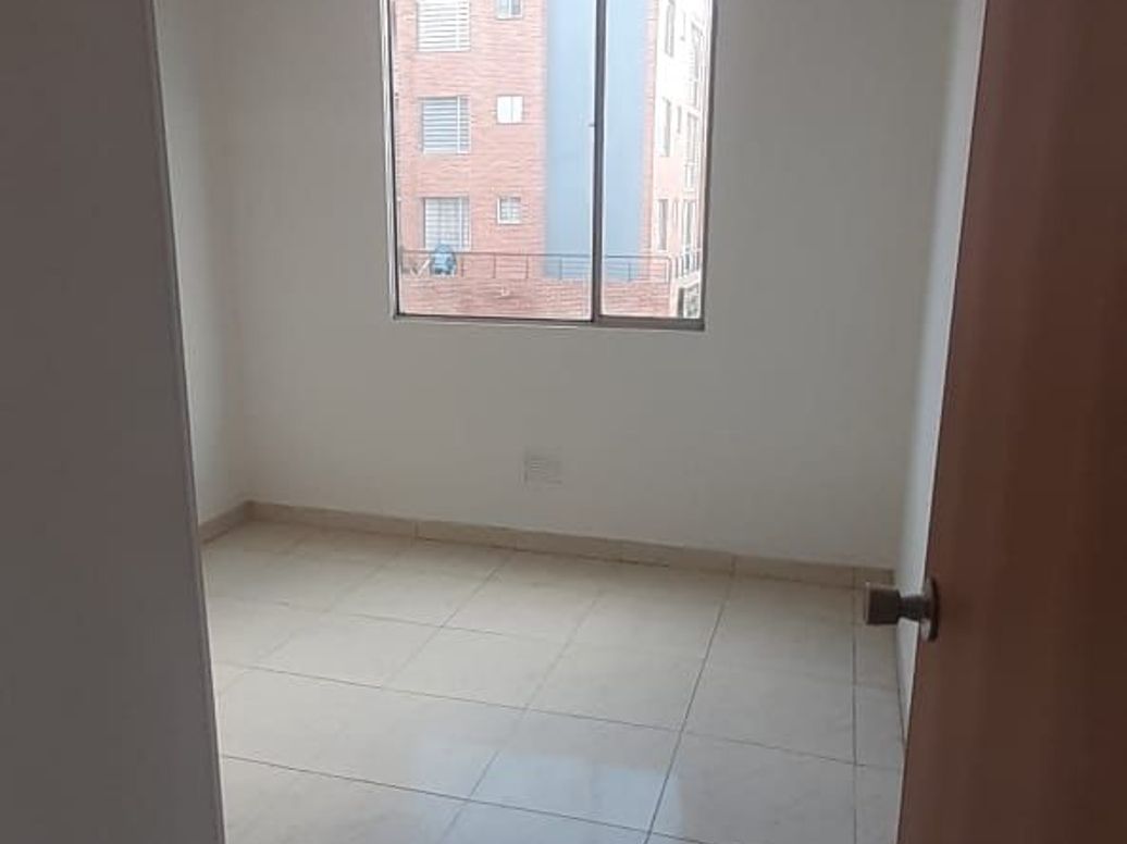 Apartamento de 3 alcobas en arriendo en Cjr San Lorenzo, Bogotá, 60 m² · foto 4 de 19