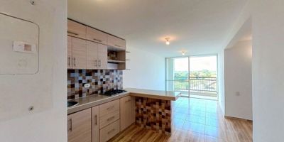 VENTA APARTAMENTO AZALEA, KACHIPAY CALI W:9410067

Apartamento en venta de 59m2, con vista interior, ubicado en un 7mo piso, acceso por ascensor. Consta de 2 habitaciones, 2 baños, sala comedor, zona de estudio, balcón, cocina integral y zona de lavandería. Tiene piso cerámico en todas sus zonas. El conjunto cuenta con zonas verdes, zona para niños, salón social, piscina y vigilancia privada las 24 horas. Cerca del centro comercial Bochalema Plaza y jardín Plaza; cerca a almacenes de cadena D1, Dollarcity y Ara; cerca al colegio Franciscano PIO XII; cerca de la Universidad Autónoma de Occidente; cerca a paradas del MIO; Vías de acceso por la Calle 60 y Carrera 120.
