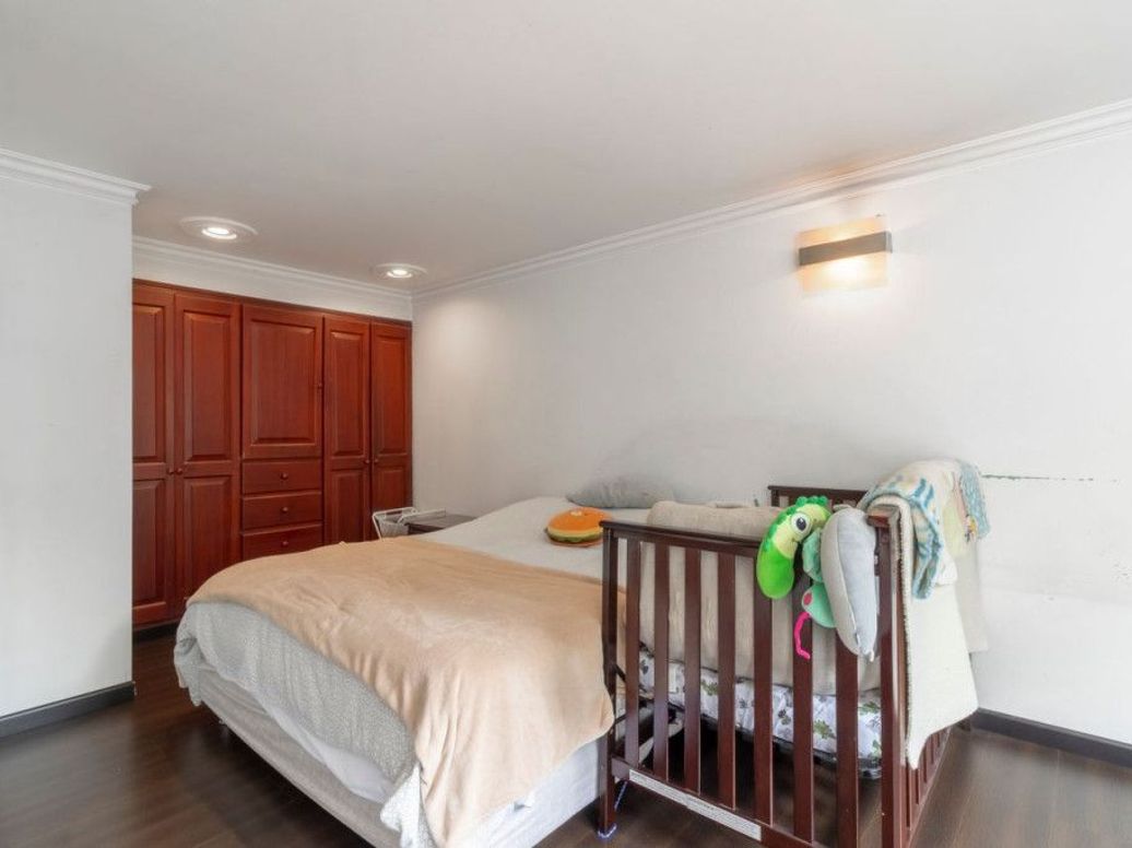 Apartamento de 5 alcobas en venta en Pardo Rubio, Bogotá, 223 m² · foto 16 de 20