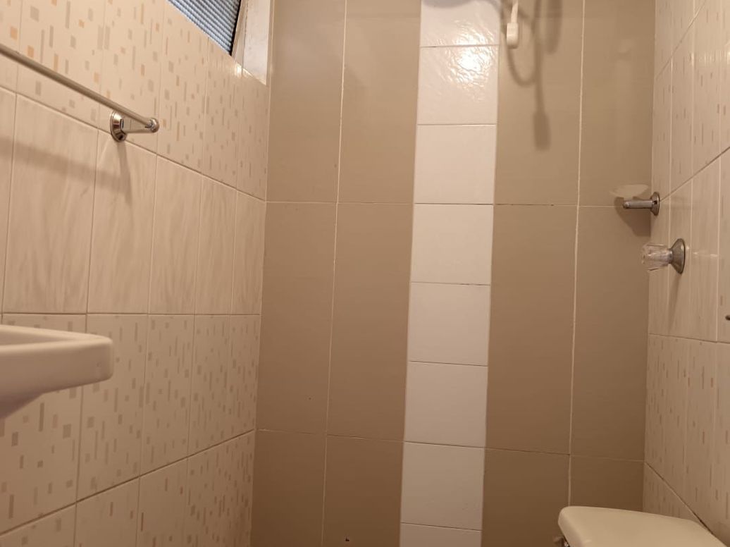 Casa de 6 alcobas en venta en El Nogal, Bogotá, 180 m² · foto 12 de 19