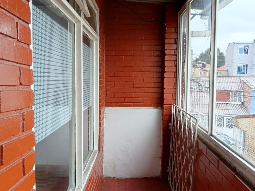 Casa de 6 alcobas en venta en El Nogal, Bogotá, 180 m² · foto 18 de 19