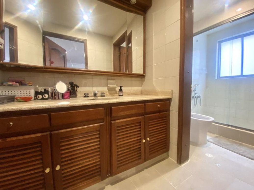 Apartamento de 3 alcobas en venta en Las Acacias, Bogotá, 236 m² · foto 19 de 20