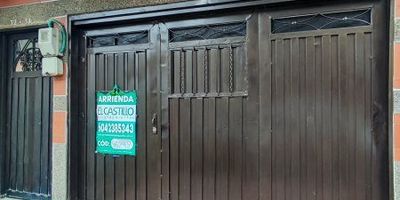 Agradable apartamento ubicado en el sector de Belén san bernardo, en la calle 20 A, piso 1, tiene un área de 28 metros aproximadamente. El inmueble cuenta con: 1 Solo ambiente, 1 baño cabinado, cocina integral con red de gas, y piso en cerámica&nbsp;Los datos de los inmuebles promocionados en la página web están sujetos a cambio y verificación de disponibilidad.