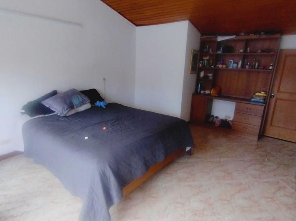 Apartamento de 5 alcobas en venta en Parque Alcala, Bogotá, 130 m² · foto 17 de 20
