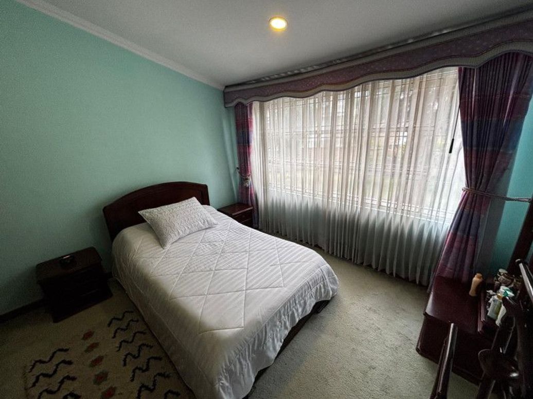 Casa de 4 alcobas en venta en Ub. Cordoba, Bogotá, 274 m² · foto 18 de 20