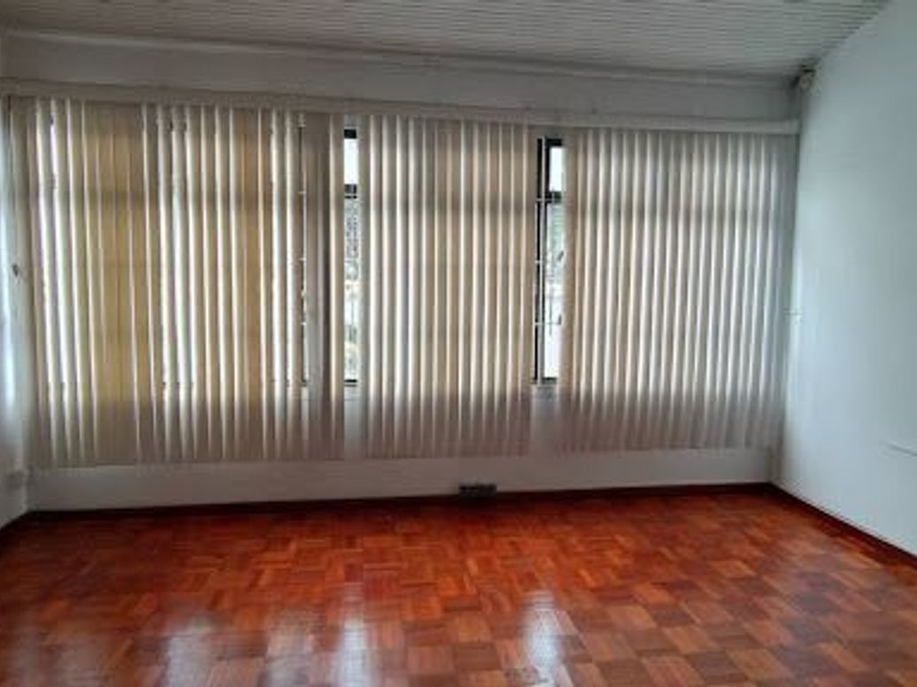 Casa de 4 alcobas en venta en Polo Club, Bogotá, 320 m² · foto 3 de 20