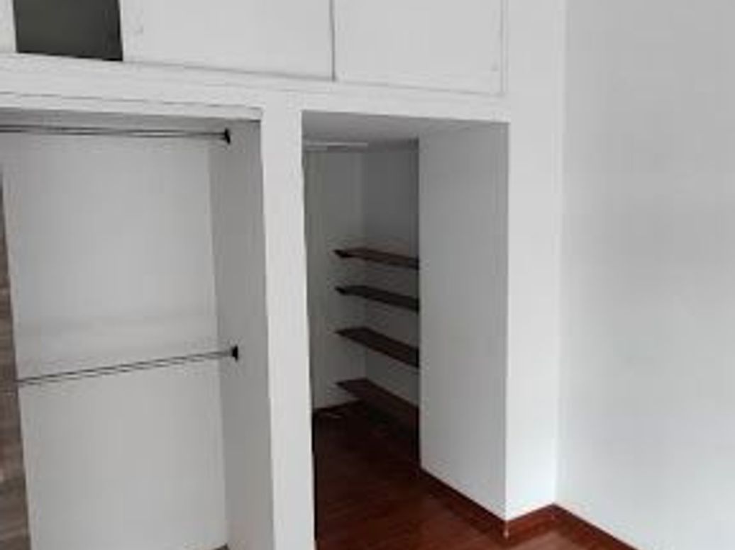 Casa de 4 alcobas en venta en Polo Club, Bogotá, 320 m² · foto 13 de 20