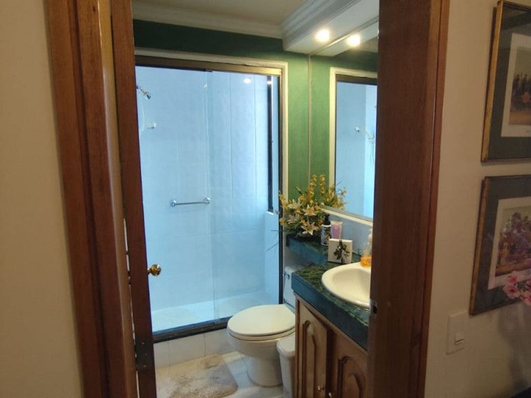 Apartamento de 3 alcobas en venta en Chico Norte Et. Iii, Bogotá, 140 m² · foto 16 de 20