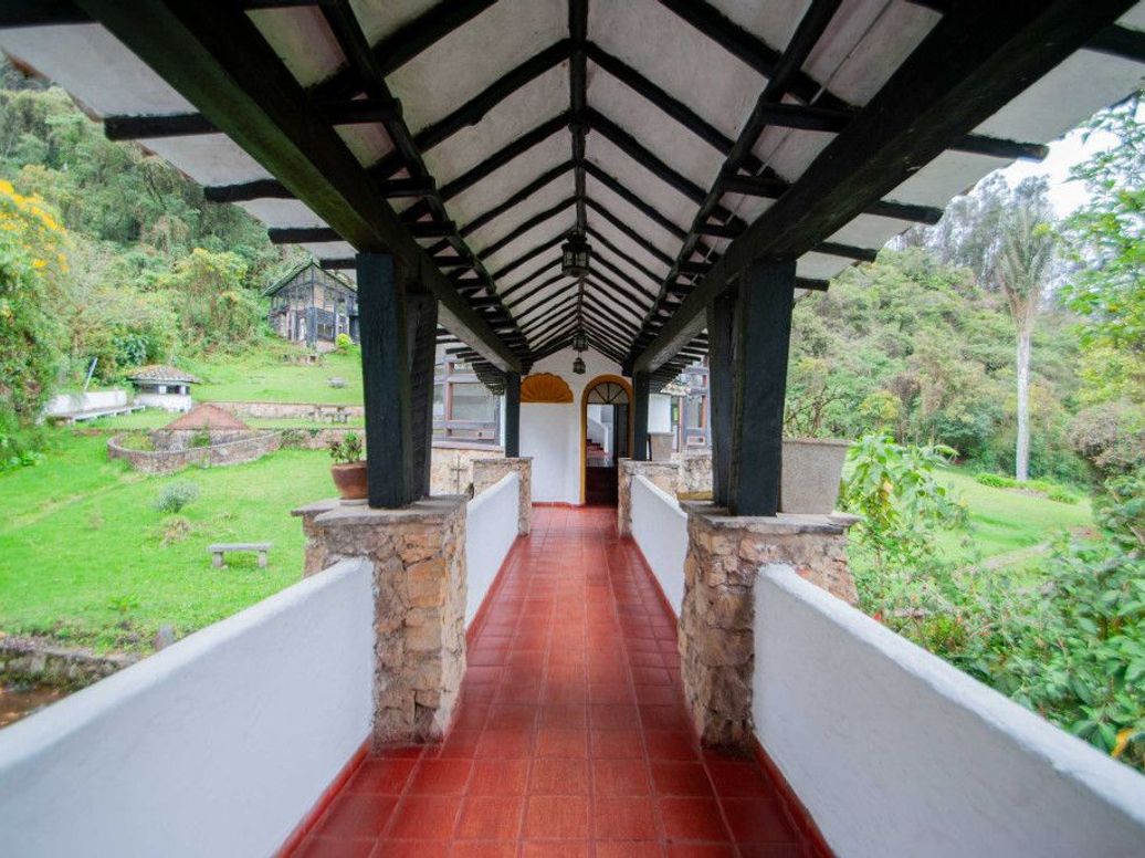 Casa de 5 alcobas en venta en Bogotá, Bogotá · foto 3 de 20