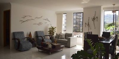 EN VENTA!! apartamento en  Alamos, sector exclusivo de la ciudad, zona de alta valorización, residencial y comercial, cerca a colegios, hospitales, restaurantes, centros comerciales, comodas vias de acceso el apartamento cuenta con 117mts2, 2 habitaciones, con closet, sala comedor, cocina integral amplia, 2 baños, uno de ellos en la alcoba principal, cuenta también con cuarto util y parqueadero. CONTACTANOS!! 