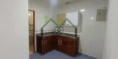 local comercial en zona céntrica de sabaneta, con agua luz y el gas industrial,120 mts de área .contáctanos 3234379859-3218679293