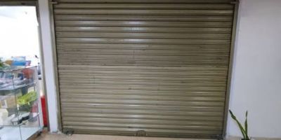 Local comercial para arriendo, en reconocido mall del sur, el local cuenta con 11 mts, red de gas y una excelente vitrina, para mayor información comunicarse con nuestras líneas de atención