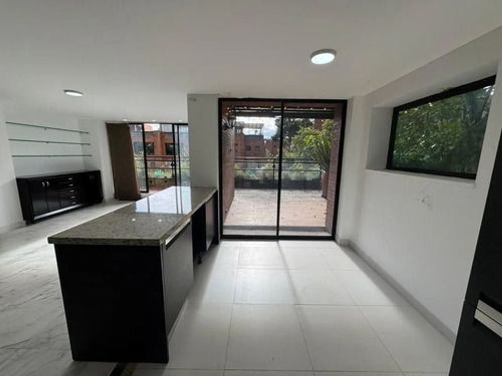 Apartamento de 5 alcobas en venta en Bellavista, Bogotá, 393 m² · foto 7 de 12