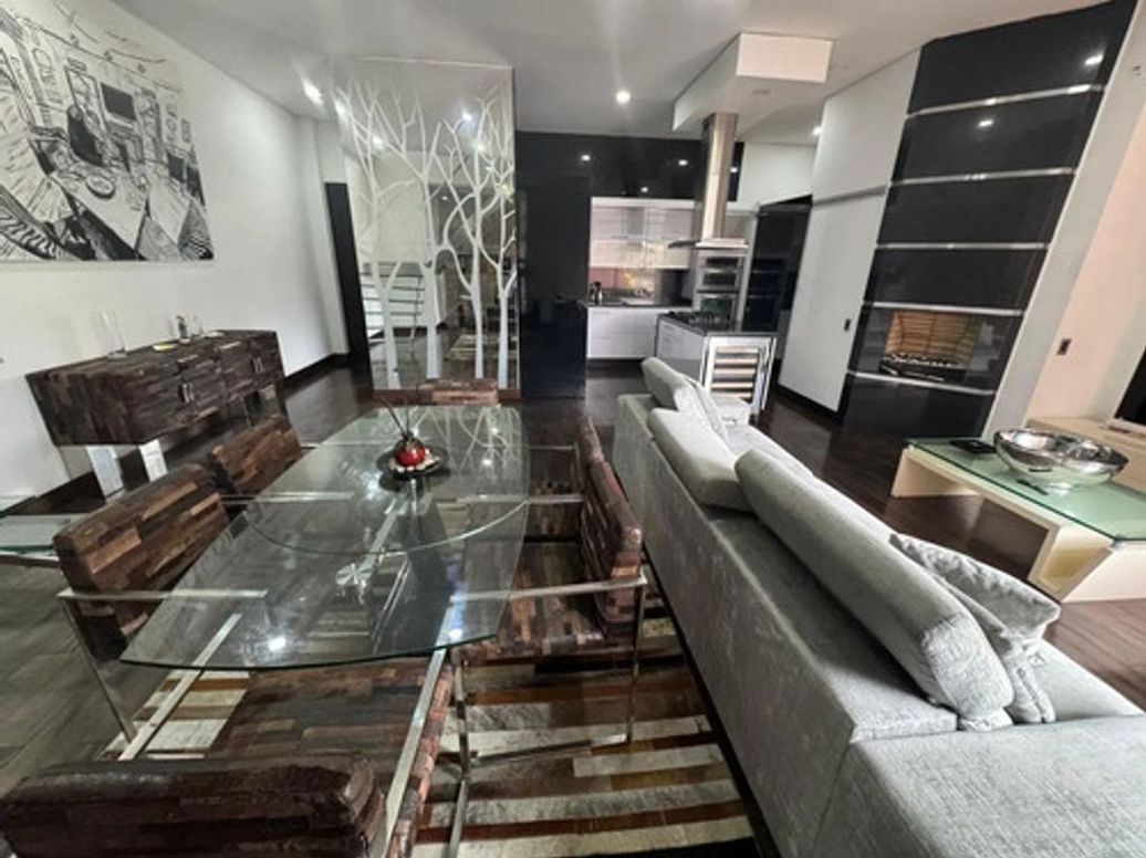 Apartamento de 2 alcobas en venta en Chicó Norte, Bogotá, 113 m² · foto 3 de 12