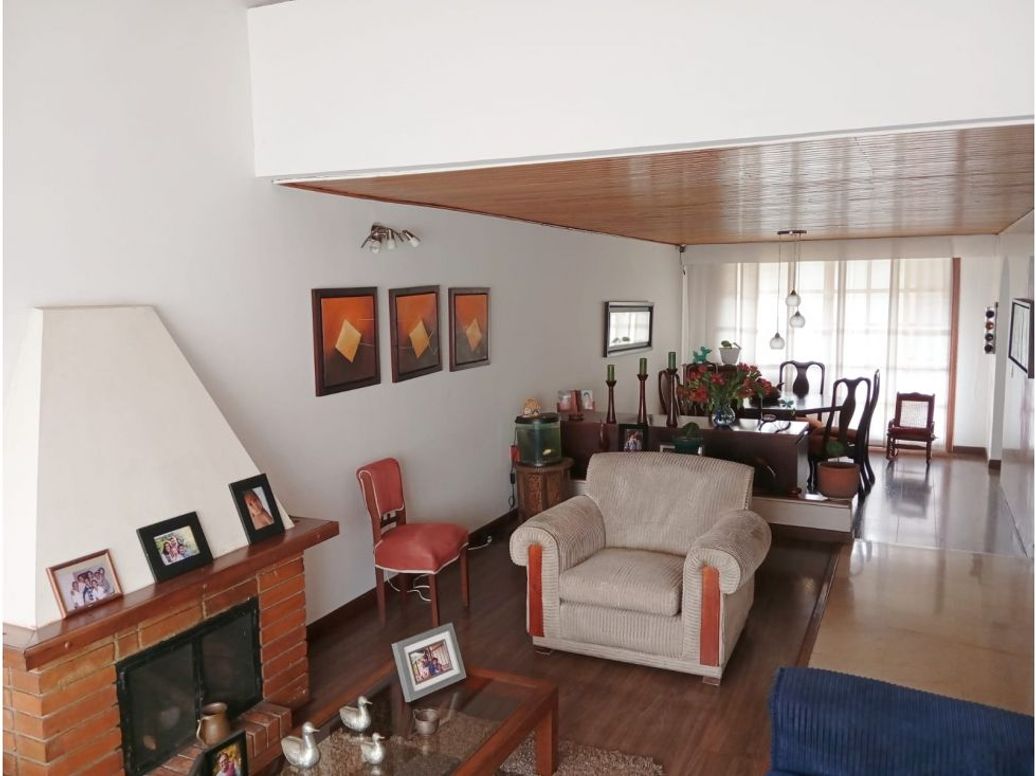 Casa de 3 alcobas en venta en Colina Campestre, Bogotá, 170 m² · foto 2 de 20
