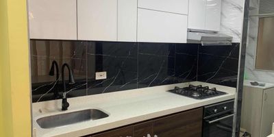 [VEN] ID HOUM: 157930

En Houm te ayudamos de forma fácil y segura. Los beneficios de comprar con nosotros:
    • Te ayudamos a conseguir financiamiento a través de una asesoría personalizada
    • Mediación y seguimiento de todo el proceso
    • Ponemos a tu disposición profesionales en notariado, registro y asesoría jurídica
¡Solo te preocupas de las firmas!

Departamento en venta, ubicado en el barrio Ciudadela la prosperidad, con una superficie construida de 64.00 m² y superficie total de 64.00 m². 

Sus principales características son:

    • 3 dormitorios
    • 2 baños
    • Admite mascotas
    • Año de construcción: 2021
            
Además, el inmueble cuenta con las siguientes amenidades:

    • Salón de eventos
    • Ascensor
    • Zona de juegos
    • Alberca
    • Gimnasio
    • Zona de asadores

Si compras con nosotros, te brindamos asesoría personalizada durante todo el proceso.
Más que una inmobiliaria, somos Houm.
*Aplican T&C