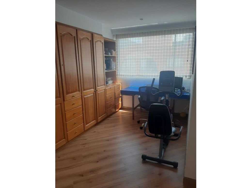 Apartamento de 3 alcobas en venta en Rincon Del Chicó, Bogotá, 192 m² · foto 9 de 14