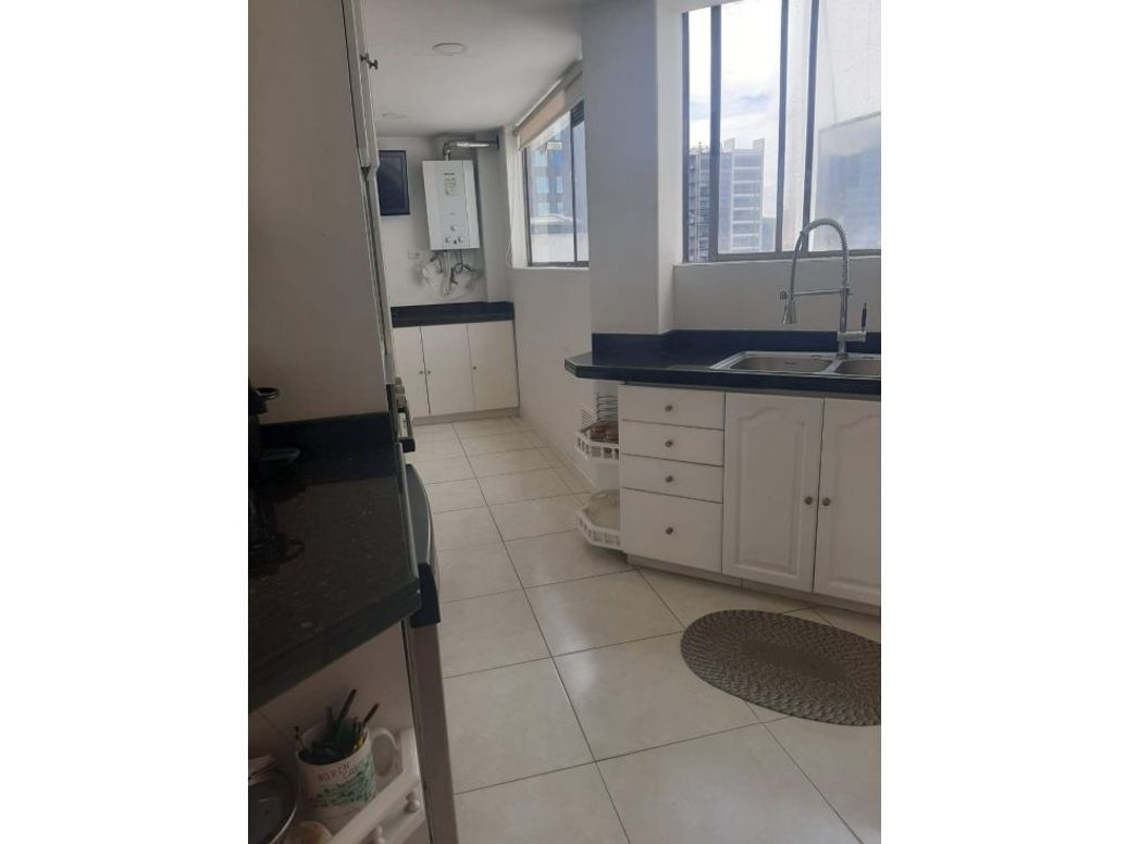 Apartamento de 3 alcobas en venta en Rincon Del Chicó, Bogotá, 192 m² · foto 11 de 14