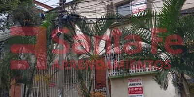 LA PROPIEDAD CUENTA CON 1 CLOSET, COCINA INTEGRAL, ESTUFA A GAS, ALACENAS, BAÑO VIDRIO TEMPLADO, ILUMINACION LED, ESPEJO EN BAÑO, BARRA AMERICANA, 2 SILLAS, PISO EN PORCELANATO, INMUEBLE SUJETO A VERIFICACIÓN DE DISPONIBILIDAD 