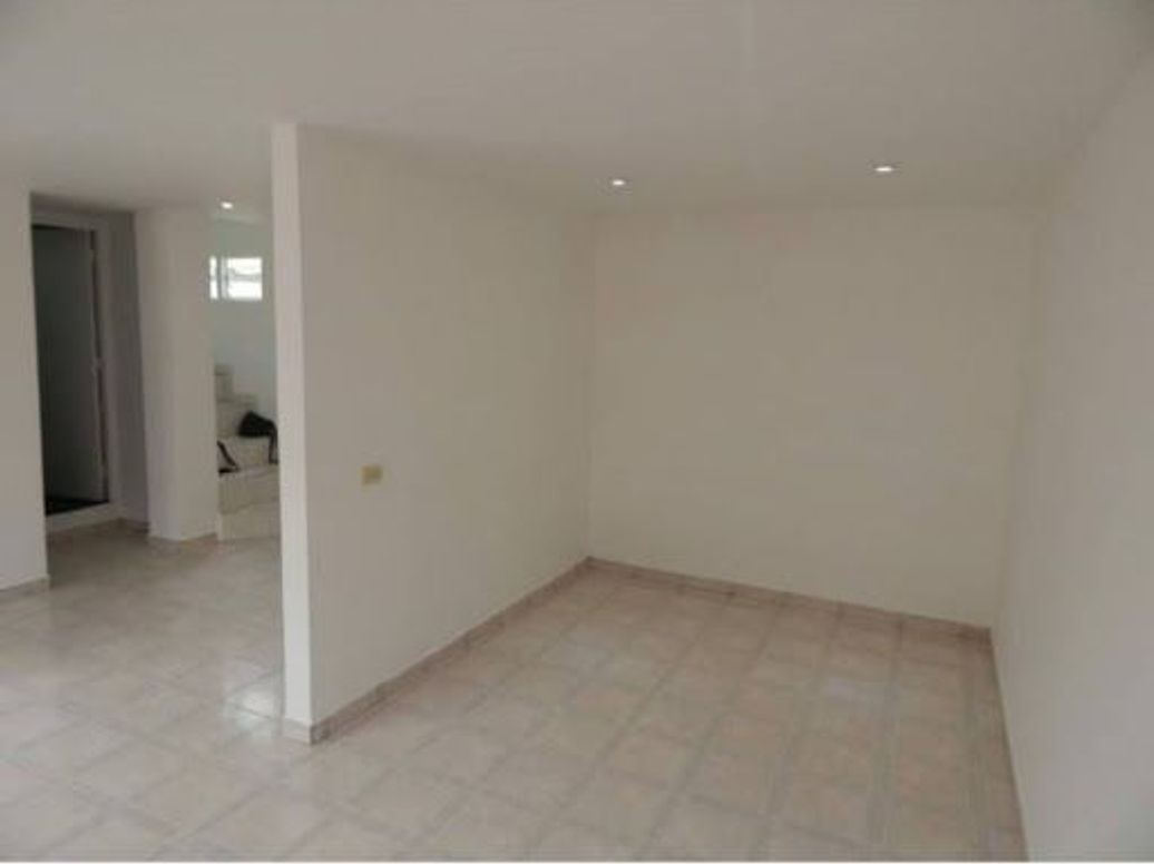 Apartamento de 5 alcobas en venta en Villas De Granada, Bogotá, 100 m² · foto 3 de 14