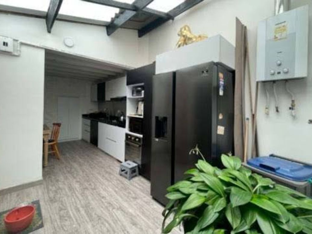 Casa de 6 alcobas en venta en Mandalay 1, Bogotá, 284 m² · foto 12 de 20