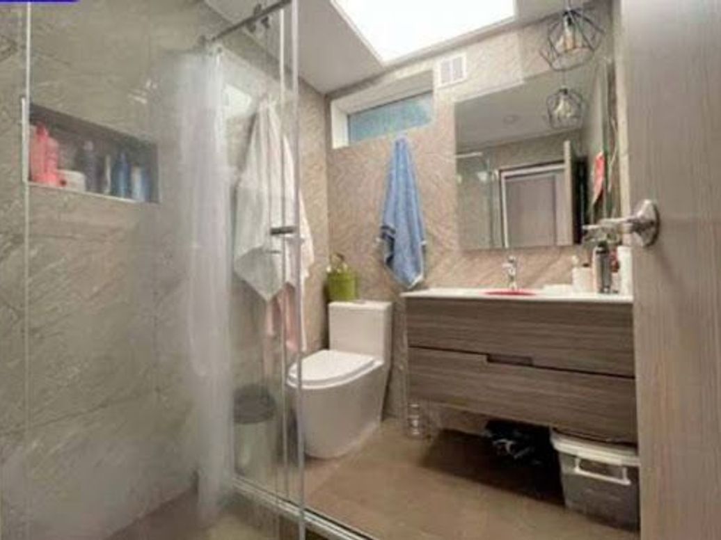 Casa de 6 alcobas en venta en Mandalay 1, Bogotá, 284 m² · foto 14 de 20