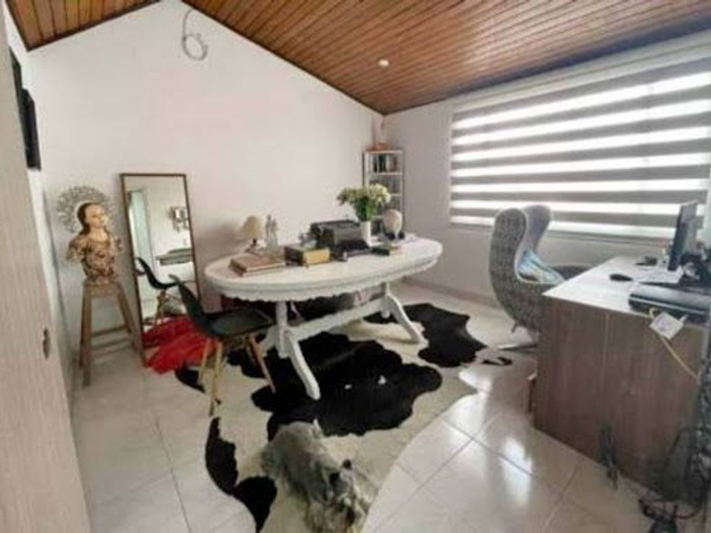 Casa de 6 alcobas en venta en Mandalay 1, Bogotá, 284 m² · foto 20 de 20