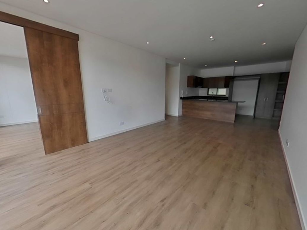 Apartamento de 2 alcobas en venta en Puente Largo, Bogotá, 95 m² · foto 4 de 20