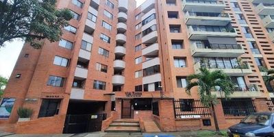 Tu nuevo hogar te espera
Moderno cómodo y listo para habitar

Descubre esta espectacular vivienda que combina estilo funcionalidad y confort

Sala Comedor amplia y luminosa
3 habitaciones con excelente ventilación todas con closets
Cocina integral
2 baños completos
Zona de aseo independiente
Piso en porcelanato que aporta elegancia y fácil mantenimiento

Ideal para familias que buscan un espacio cómodo con excelente distribución y acabados de primera

Ubicación estratégica cerca de servicios transporte y zonas comerciales, tiendas, supermercados, zonas de comida, peluqueria, panaderia.
Contáctanos hoy y agenda tu visita