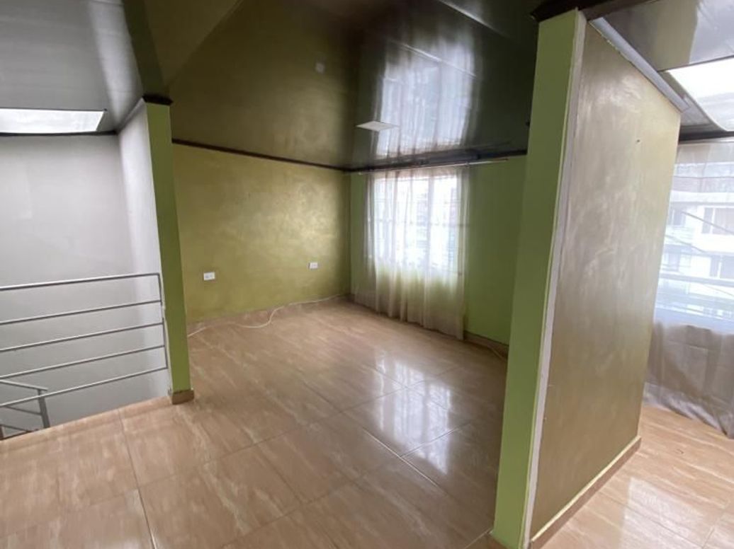 Casa de 3 alcobas en venta en El Cedro Occidental, Bogotá, 240 m² · foto 5 de 10