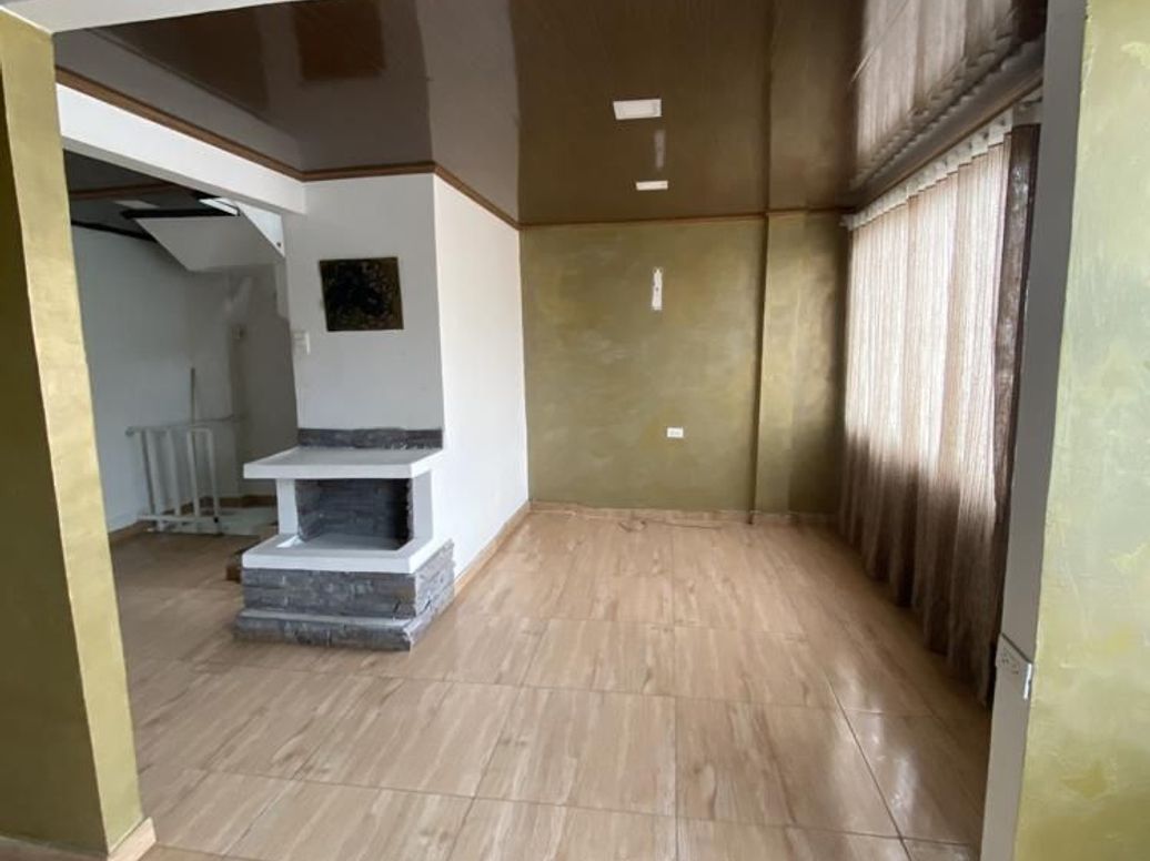 Casa de 3 alcobas en venta en El Cedro Occidental, Bogotá, 240 m² · foto 2 de 10