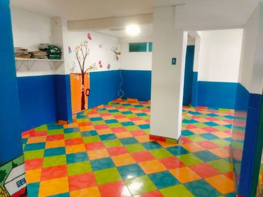 Casa de 5 alcobas en venta en Álamos, Bogotá, 320 m² · foto 10 de 20