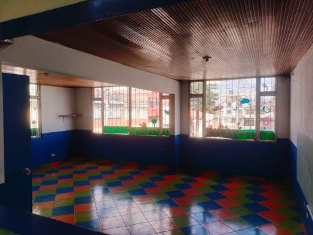 Casa de 5 alcobas en venta en Álamos, Bogotá, 320 m² · foto 14 de 20