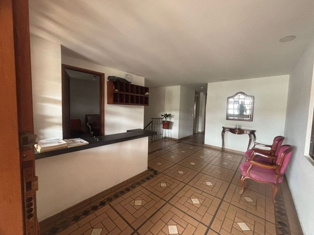 Apartamento de 4 alcobas en venta en El Batán, Bogotá, 138 m² · foto 4 de 20