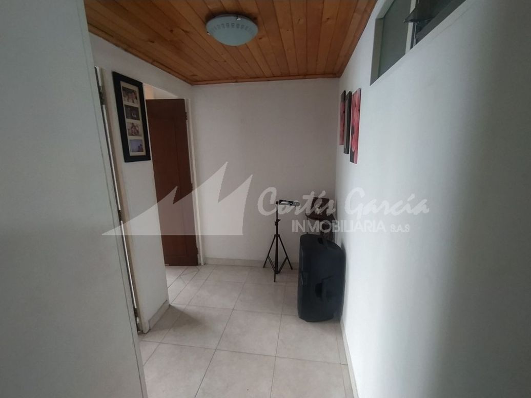 Casa de 3 alcobas en venta en Álamos, Bogotá, 425 m² · foto 7 de 20