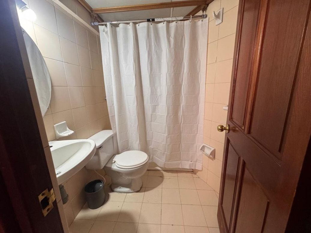Apartamento de 4 alcobas en venta en Los Rosales, Bogotá, 241 m² · foto 11 de 20