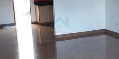 Hermosa casa que cumple todos los deseos de contar con comodidad, ambiente agradable y perfecta ubicación. Cerca de todo. 